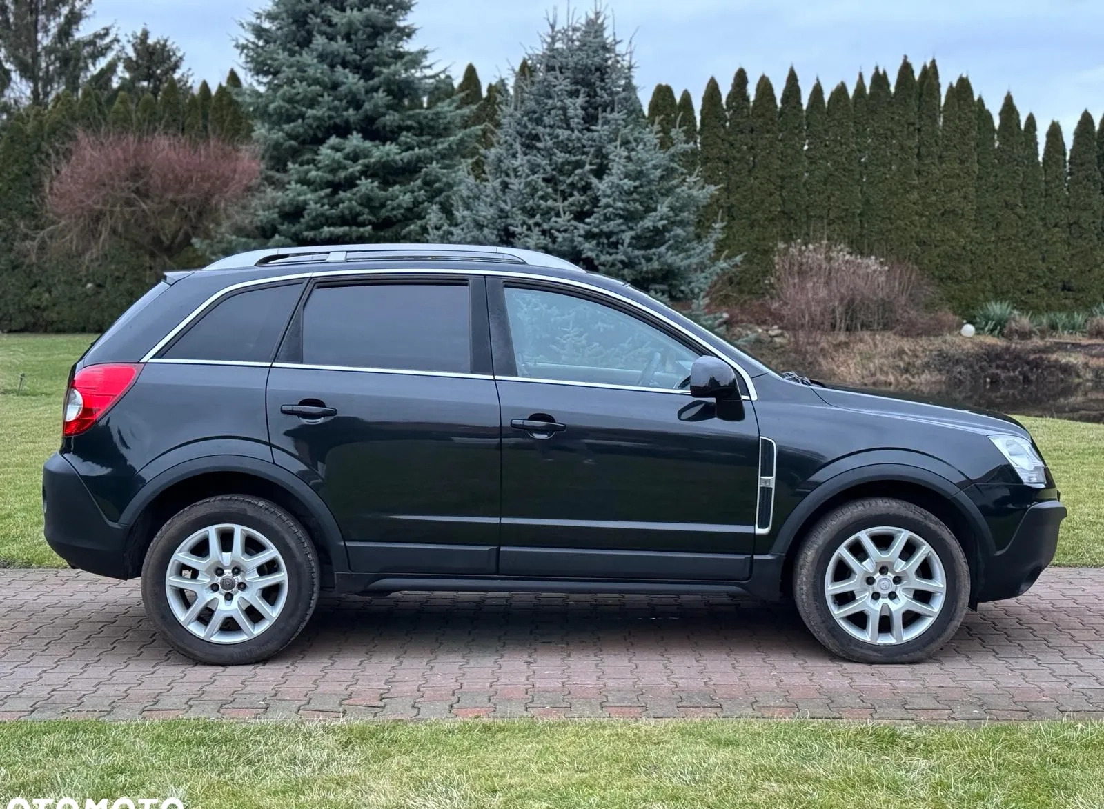 Opel Antara cena 26900 przebieg: 174000, rok produkcji 2010 z Mogielnica małe 79